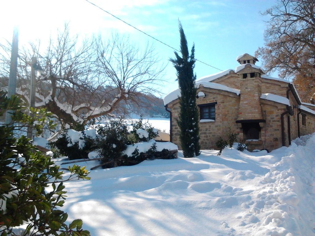 Agriturismo Tre Querce Penna San Giovanni Zewnętrze zdjęcie