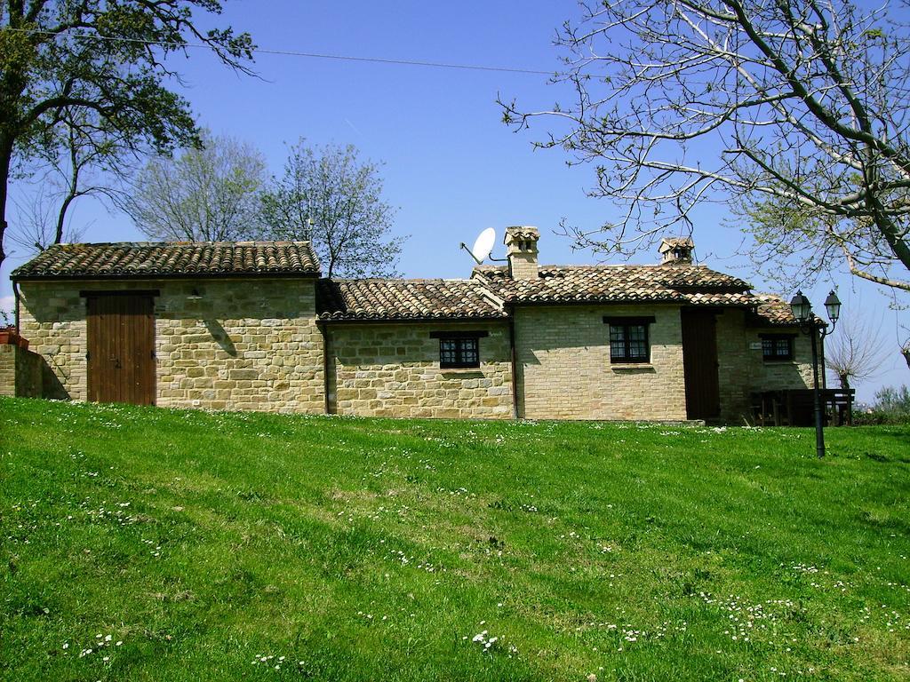 Agriturismo Tre Querce Penna San Giovanni Zewnętrze zdjęcie