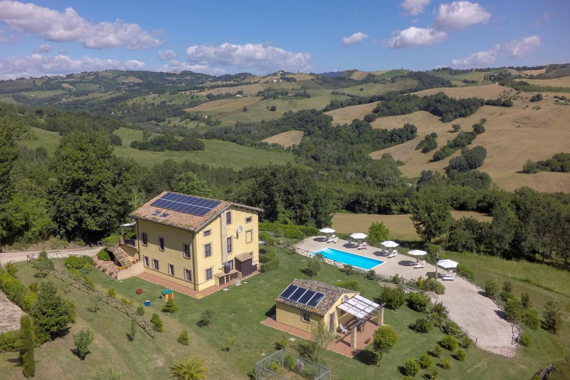 Agriturismo Tre Querce Penna San Giovanni Zewnętrze zdjęcie