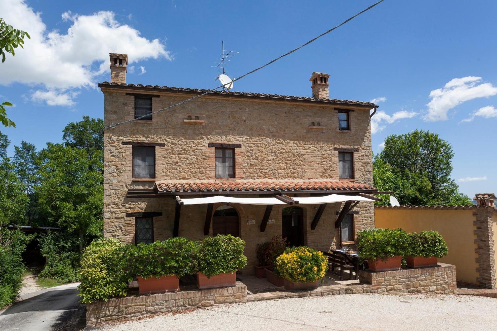 Agriturismo Tre Querce Penna San Giovanni Zewnętrze zdjęcie