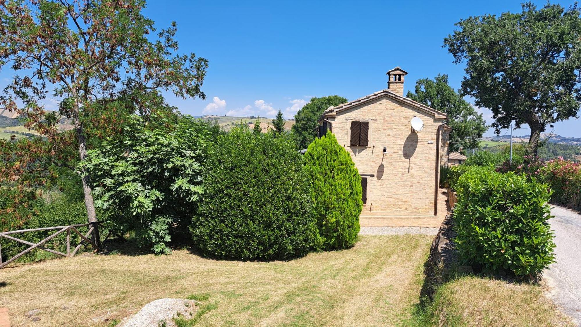 Agriturismo Tre Querce Penna San Giovanni Zewnętrze zdjęcie