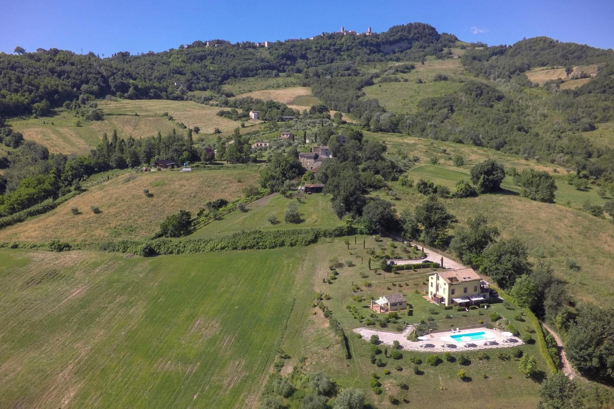 Agriturismo Tre Querce Penna San Giovanni Zewnętrze zdjęcie
