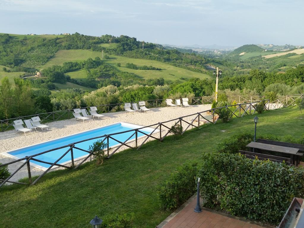Agriturismo Tre Querce Penna San Giovanni Zewnętrze zdjęcie