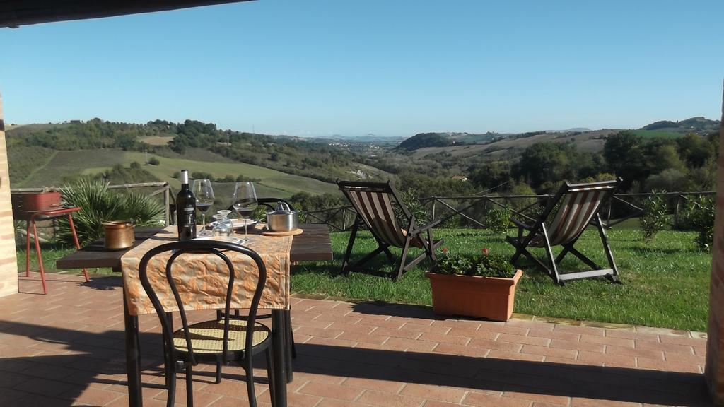 Agriturismo Tre Querce Penna San Giovanni Zewnętrze zdjęcie