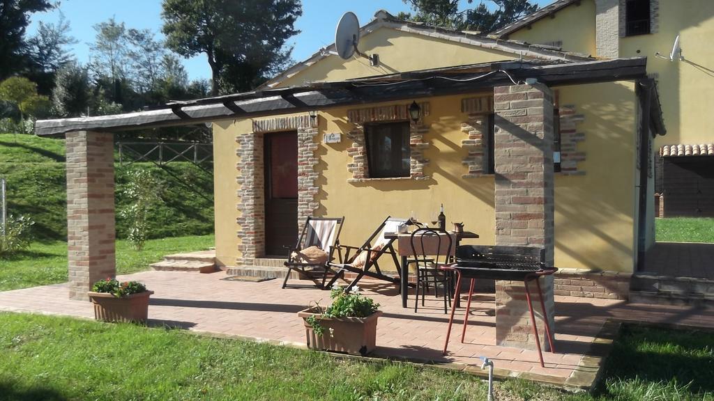 Agriturismo Tre Querce Penna San Giovanni Zewnętrze zdjęcie