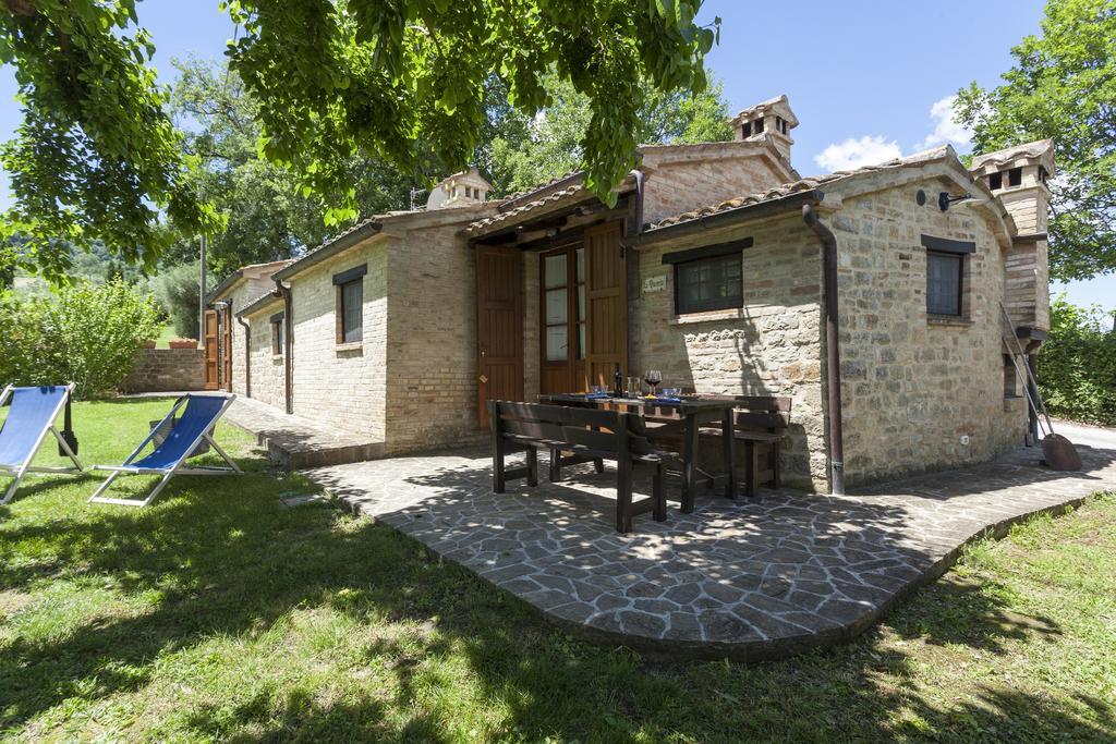 Agriturismo Tre Querce Penna San Giovanni Zewnętrze zdjęcie