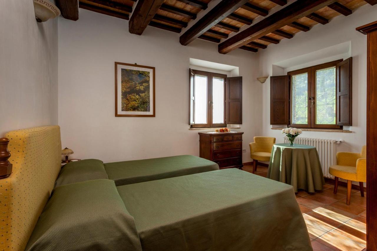 Agriturismo Tre Querce Penna San Giovanni Zewnętrze zdjęcie